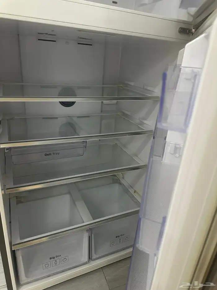 ثلاجه سامسونج 22 قدم عمرها 7 سنه استعمال شخصي 3