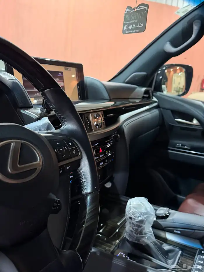 لكزس 2021 LX570 سبورت سعودي 12
