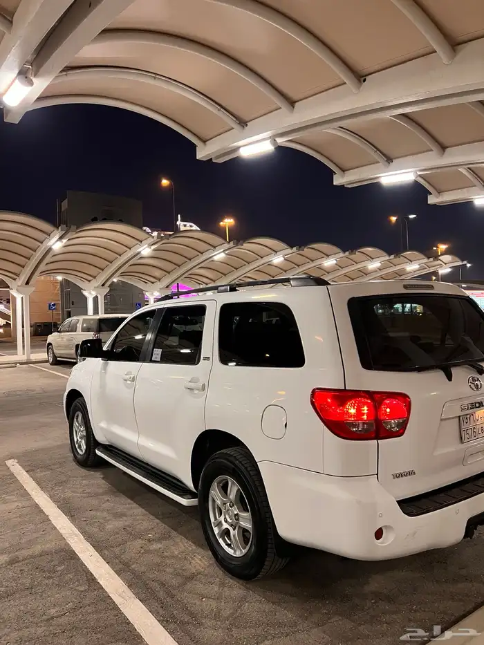 للبيع سكويا 2010 4