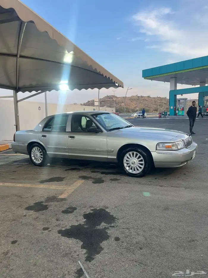 فورد ماكيز 2009 1