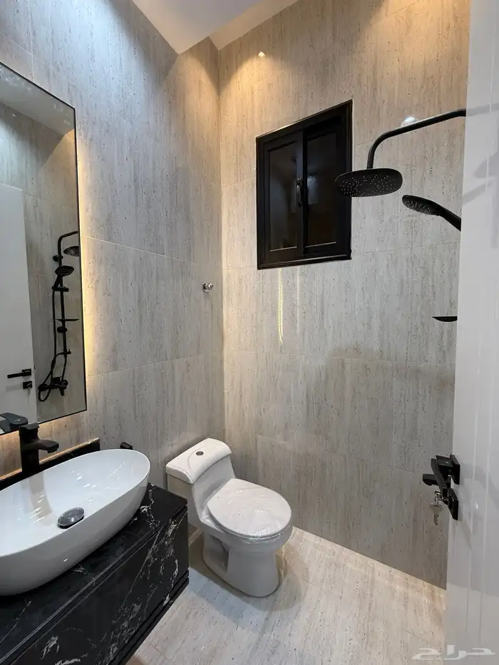 شقق ارضيه وعلويه تشطيب مودرن خميس مشيط دره الموسي 20