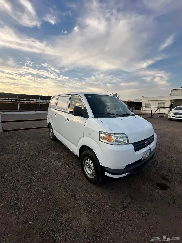 فان بضاعة سوزوكي 2016 1