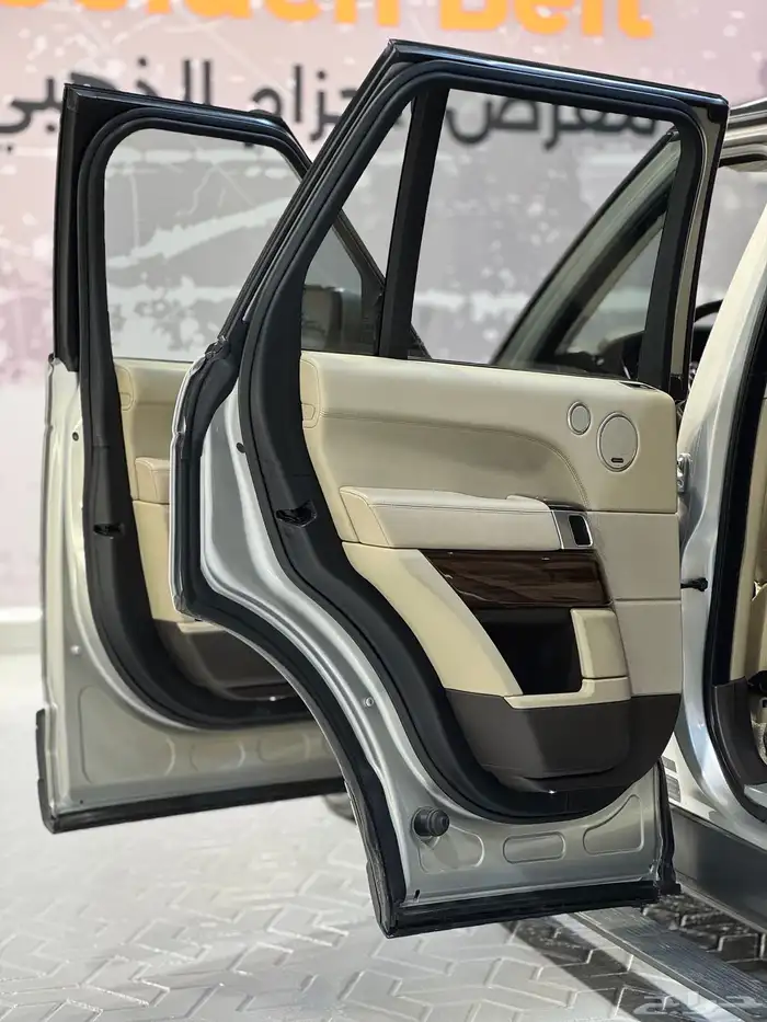 رنج روفر 2015 مجدد 2020 17