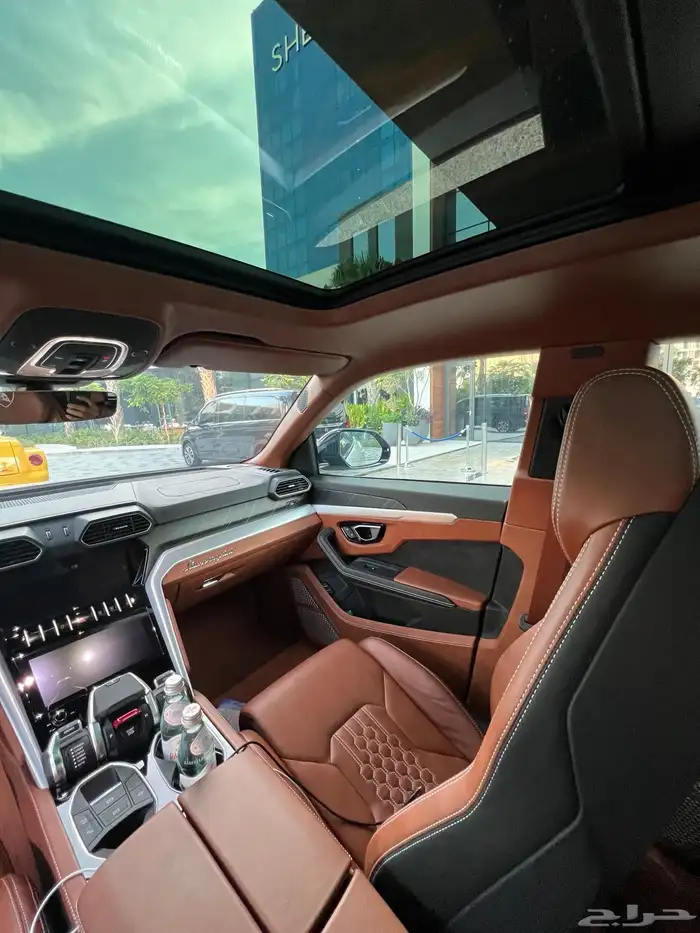 لمبرجيني اوروس S عداد 4 الاف صيانة 5 سنوات إضافية مجانا 57