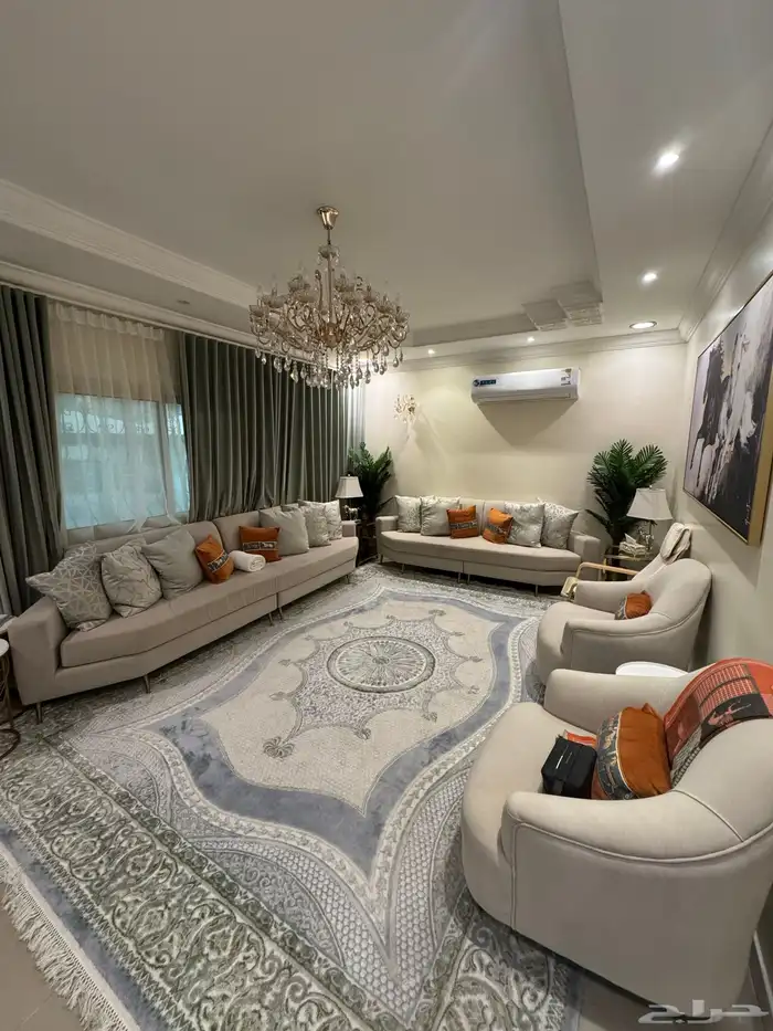 كنب وسجاد بالملحقات 0