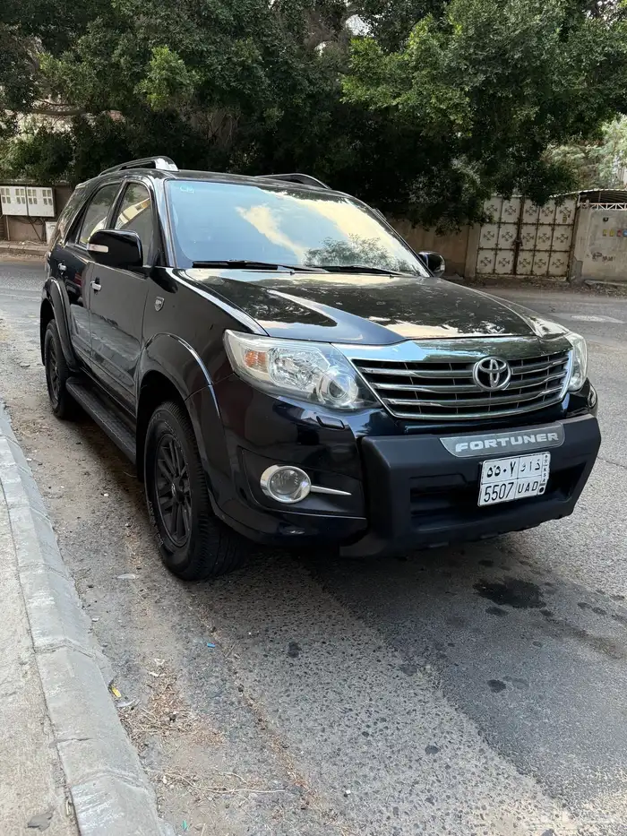 فورتشنر 2015 ( إصدار ستين عام ) 3