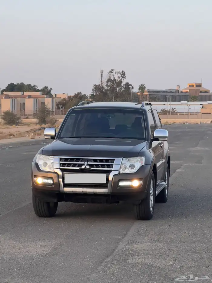 باجيرو 2017 ربع فل كامل 2