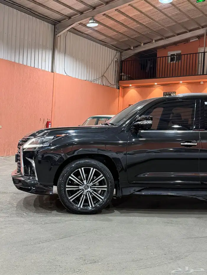 لكزس 2021 LX570 سبورت سعودي 2