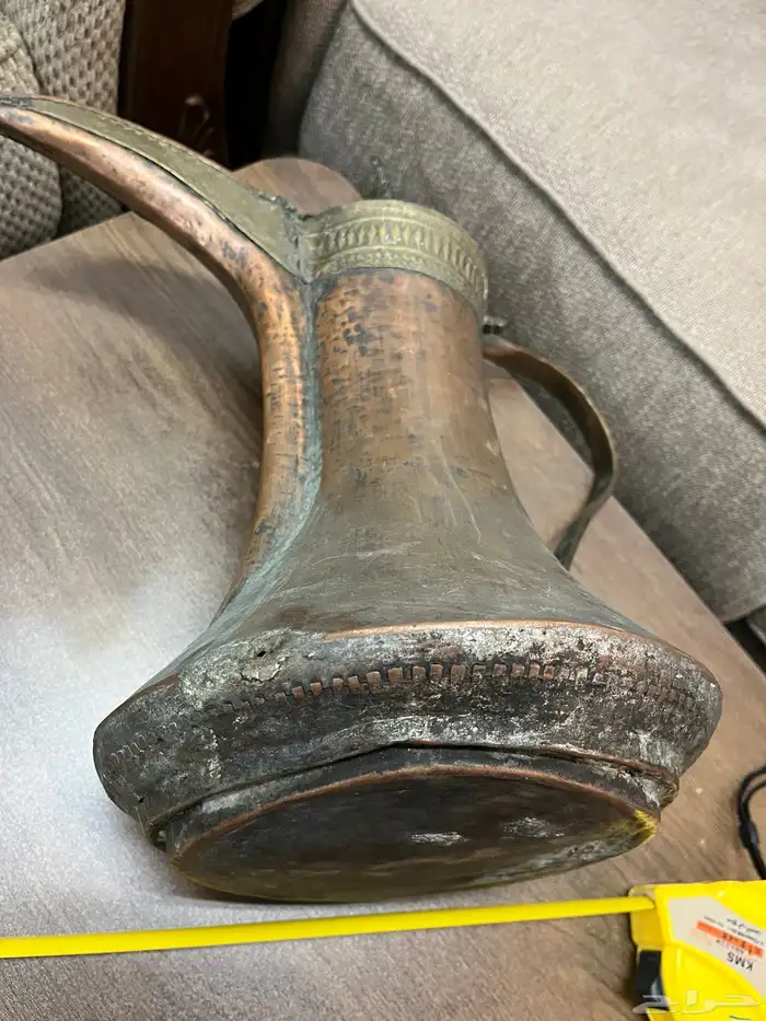 دلة عمانية اثرية كبيرة 7