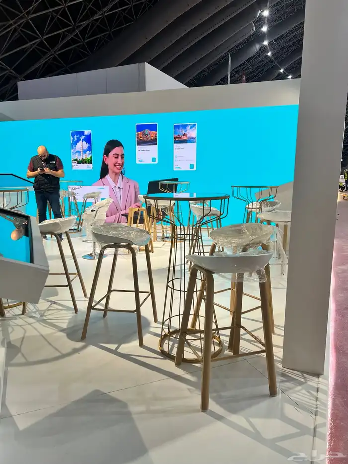 تاجير كراسي طاولات كنب جلسات مكيفات صحراويه هاي تيبل كوش 9