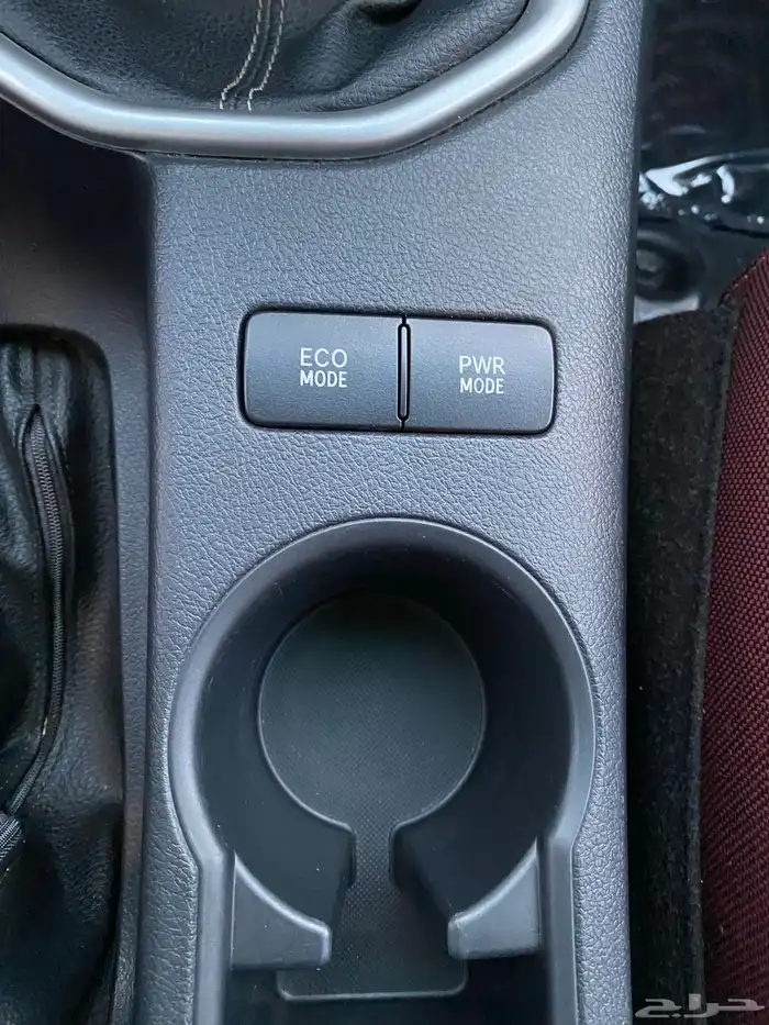 هايلوكس 2018 فل كامل وكاله ممشى 53الف مخزن بدون دبل 50