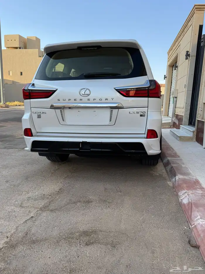 جيب لكزس 2018 مخزن 9