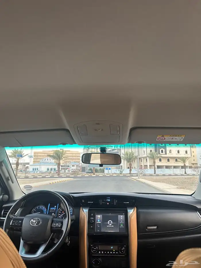 فورشنر 6 سلندر دبل (VX) 2023 ( بحالة الوكالة ) 51