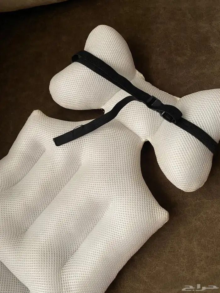 وسادة او مسند لعربية اطفال نظييف للبيع المستعجل 2