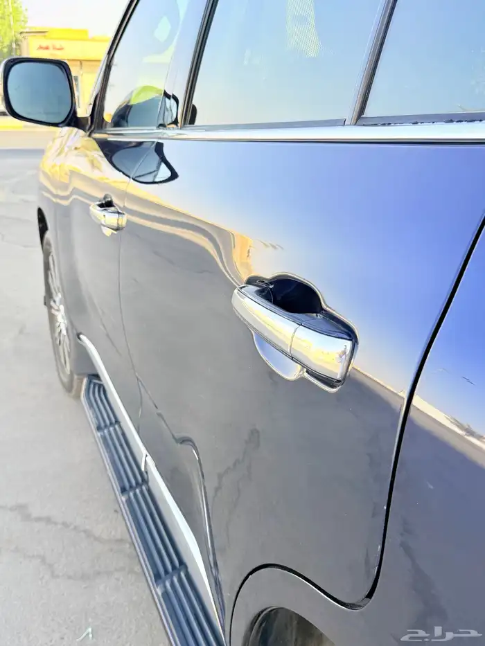 جيب لكزس LX 2018 لون كحلي منوة للمستخدم 22