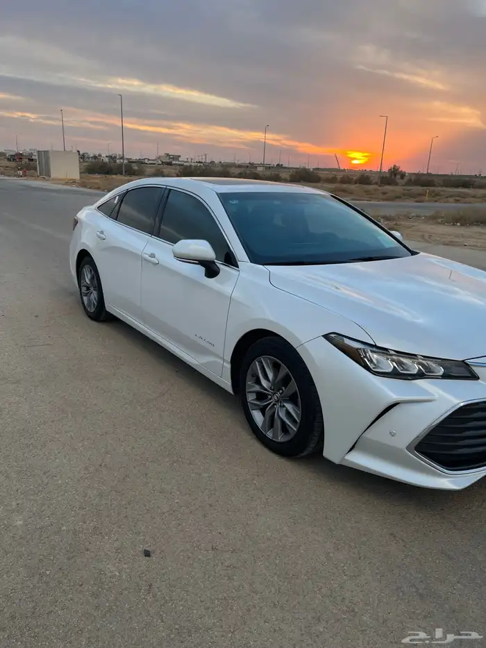 تويوتا افالون 8