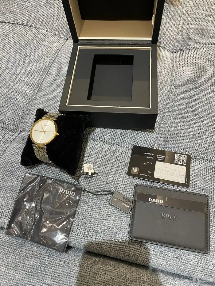 للبيع ساعه رادو فلورنس اخت الجديده 9