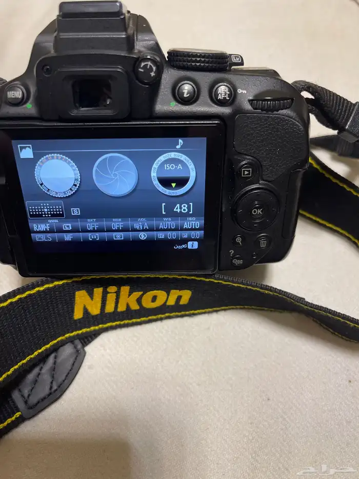كاميرا Nikon D5300 للبيع 1