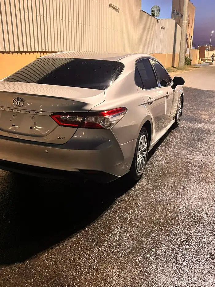 كامري في رش كبوت ورفرفين اللون ذهبي ممشاء173 0