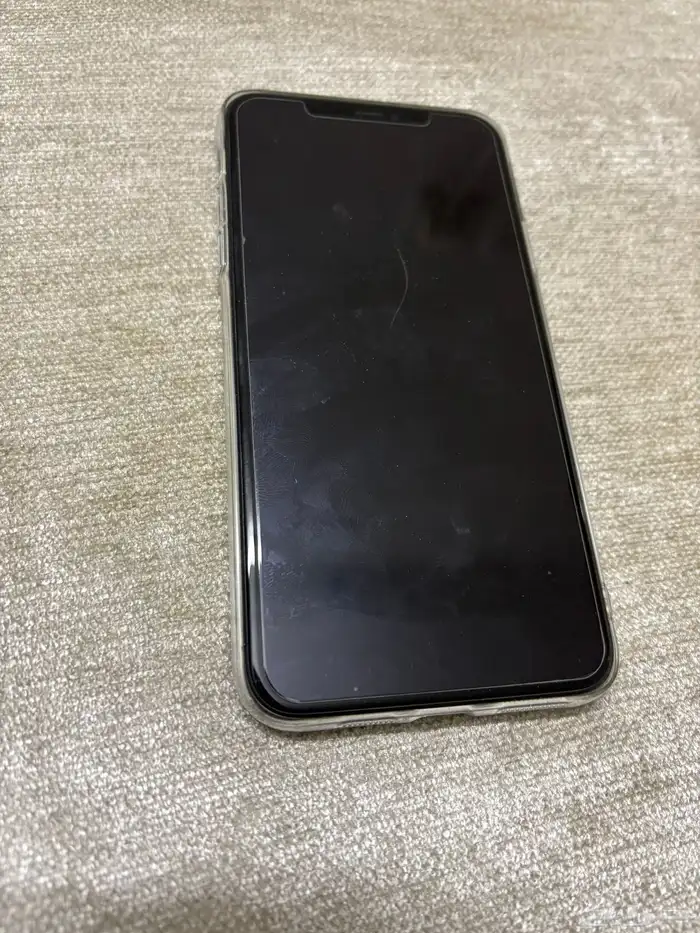 ايفون 11 برو ماكس 256 2