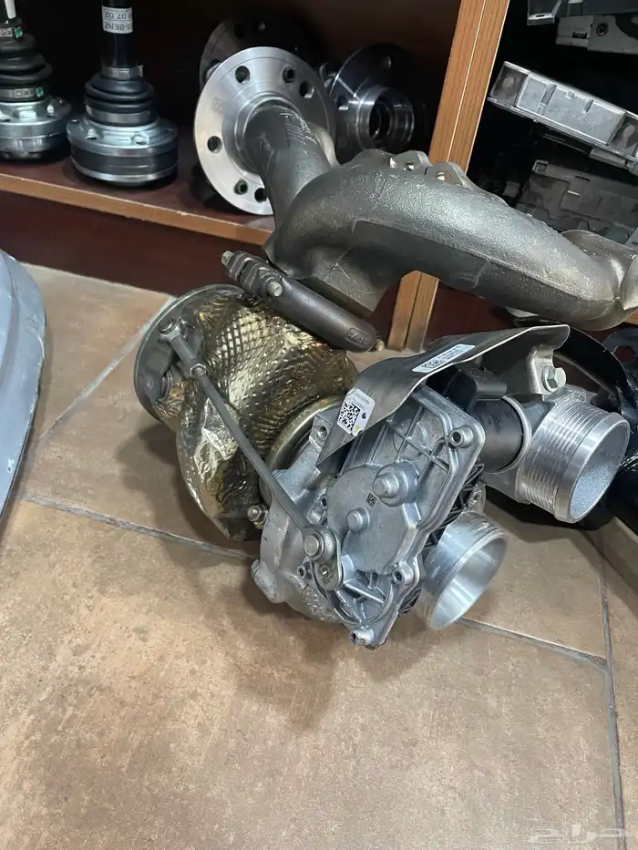 قطع غيار مستورد مرسيدس بنزين و هايبرد 64