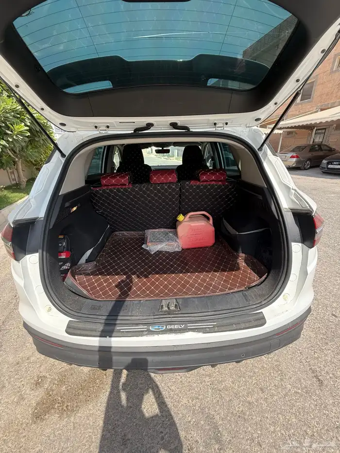 للبيع سياره جيلي 6