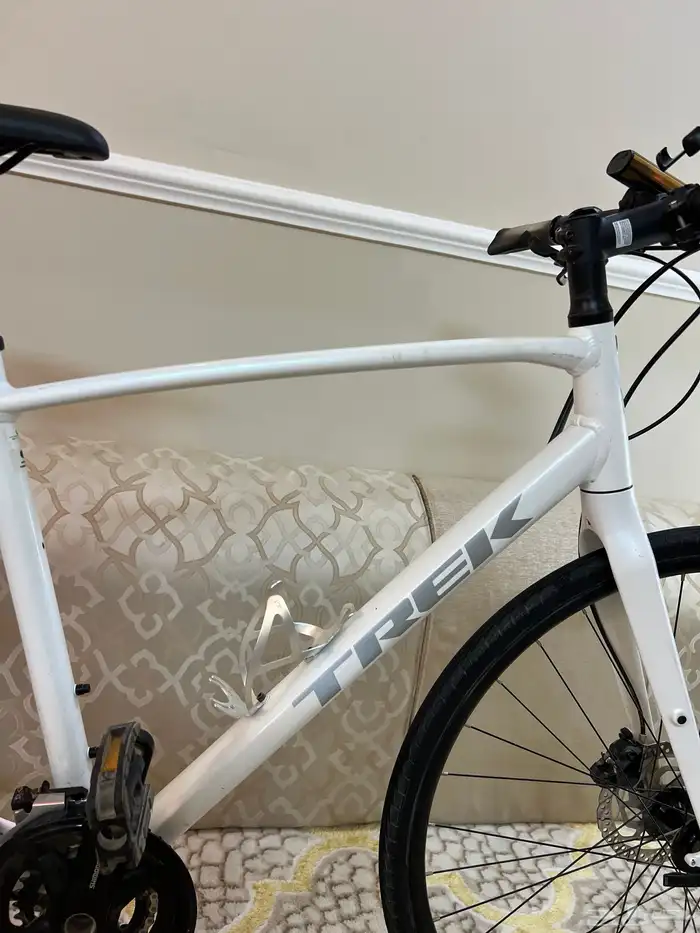 دراجة تريك TREK هجين FX3 D 2