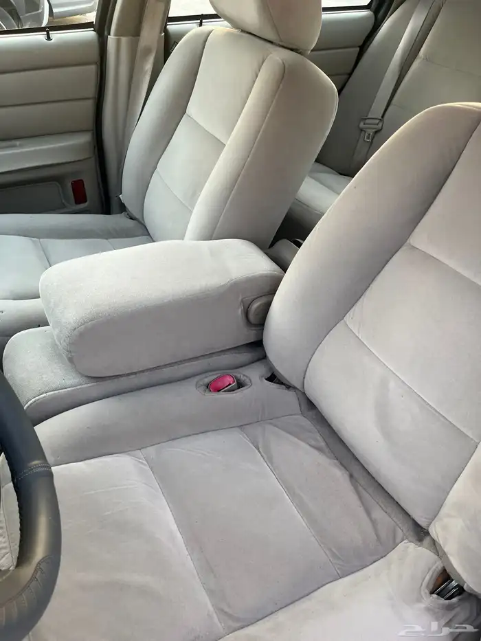 فيكتوريا للبيع 2012 15