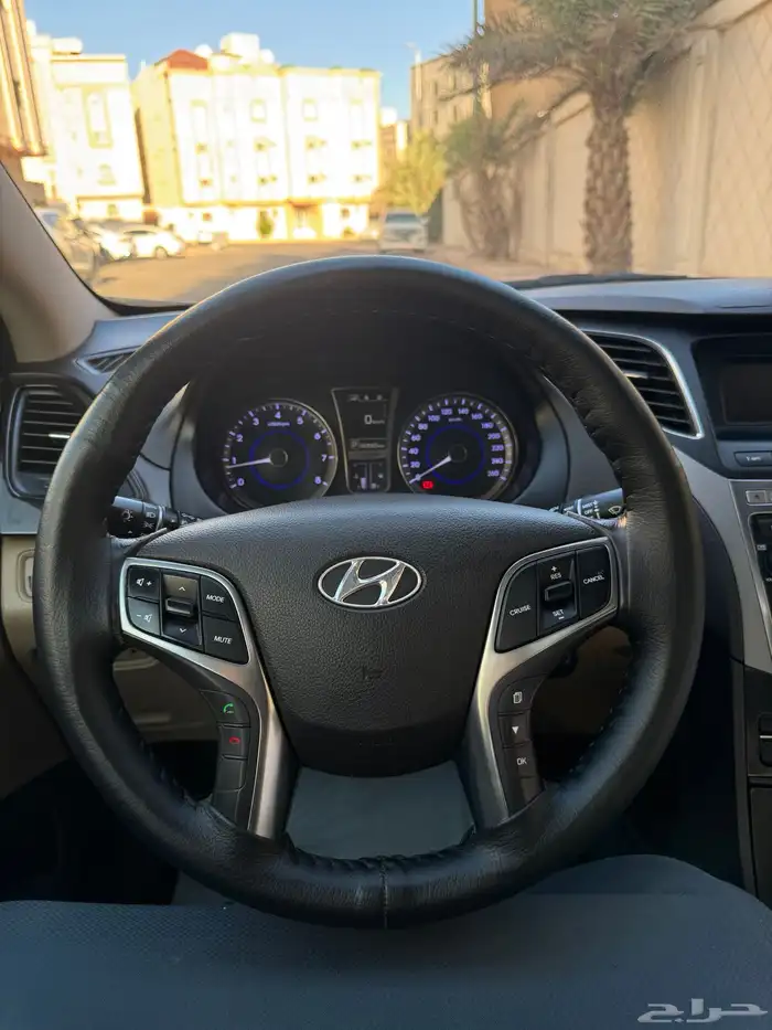 ازيرا 2016 فل كامل للبيع او للبدل 11