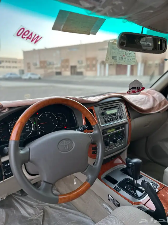 لاندكروزر 2007 مخزن 20