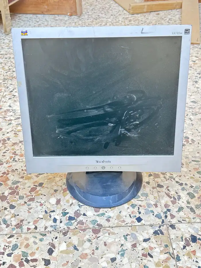 شاشة كميوتر شاشات كمبيوتر حاسب مكتبي 3