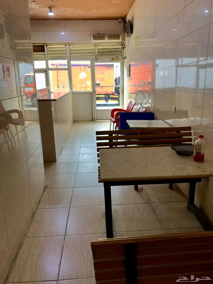 عندي محل للتقبيل 4