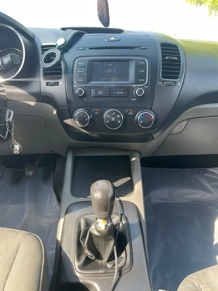 كيا سيراتو 2015 قير عادي 11