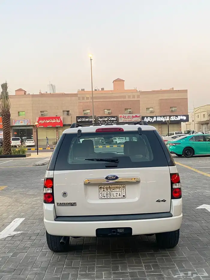 للبيع فورد اكسبلورر 2009 عداد قليل نظيف جدا 5