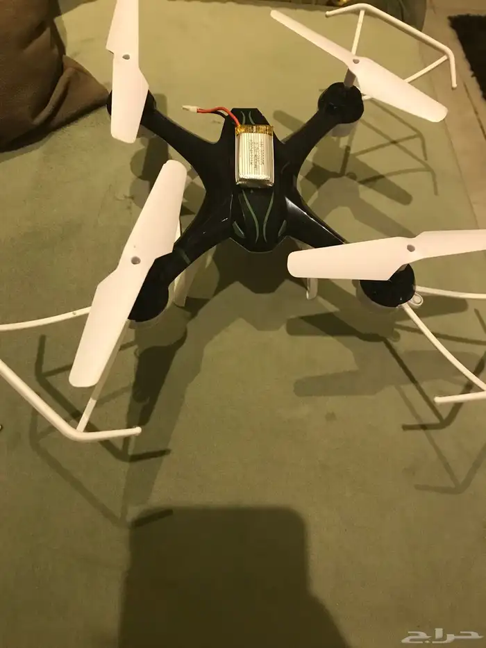 ابغى بطاريه طياره مثل الي في الصوره رح اشتريها 0