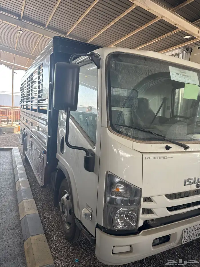 ايسوزو دينه اصفار 5 طن مكينه كبير للبيع 3