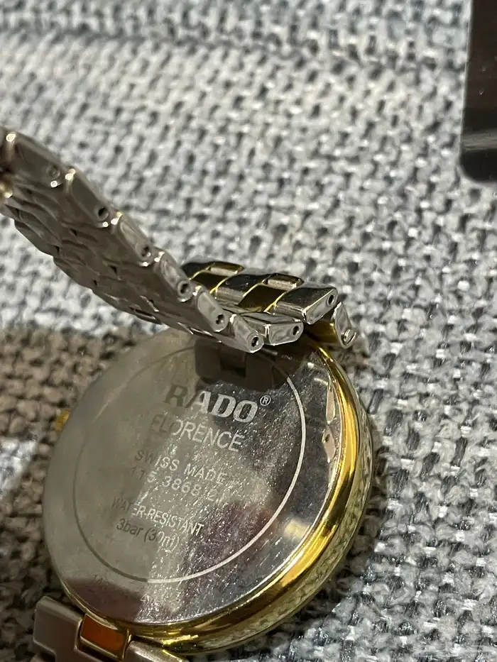 للبيع ساعه رادو فلورنس اخت الجديده 24