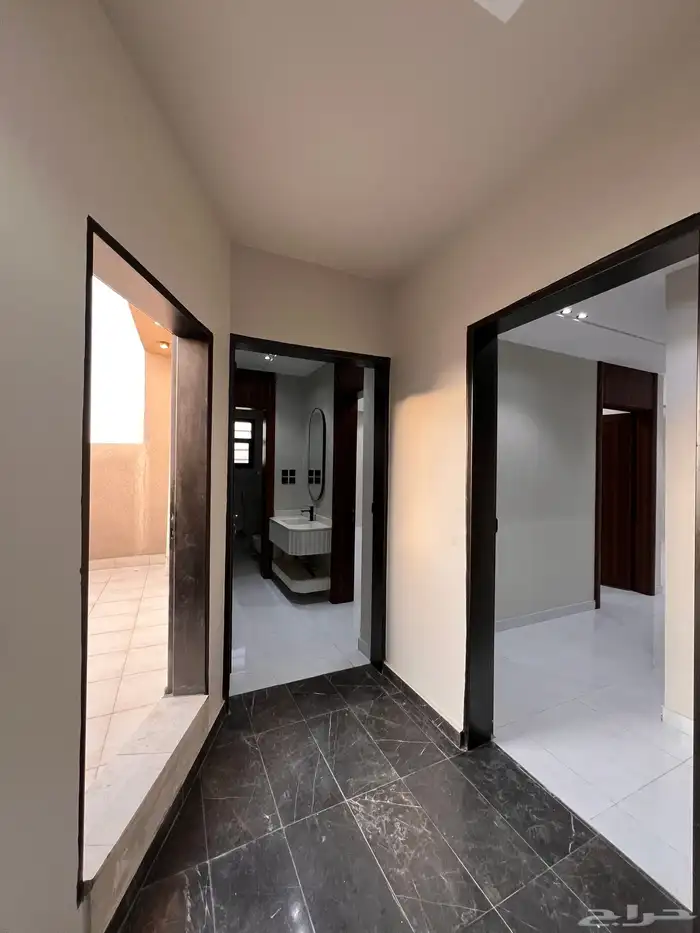 ادوار ارضيه وارواف علويه بالمحالة ابها قرب استاد المحالة 48