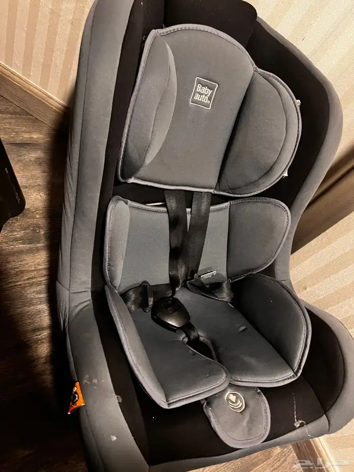 كرسي اطفال للسيارة 1