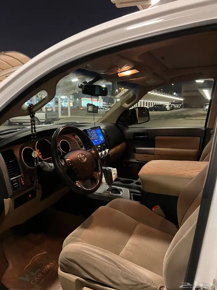 للبيع سكويا 2010 10