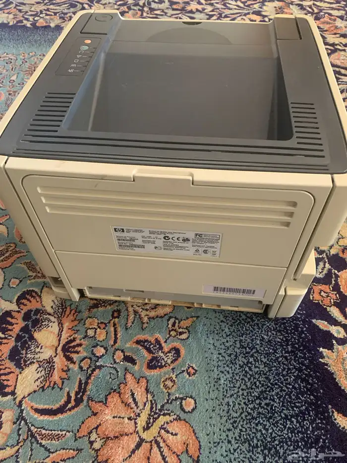 كمبيوتر قديم تراثي مع طابعه 3