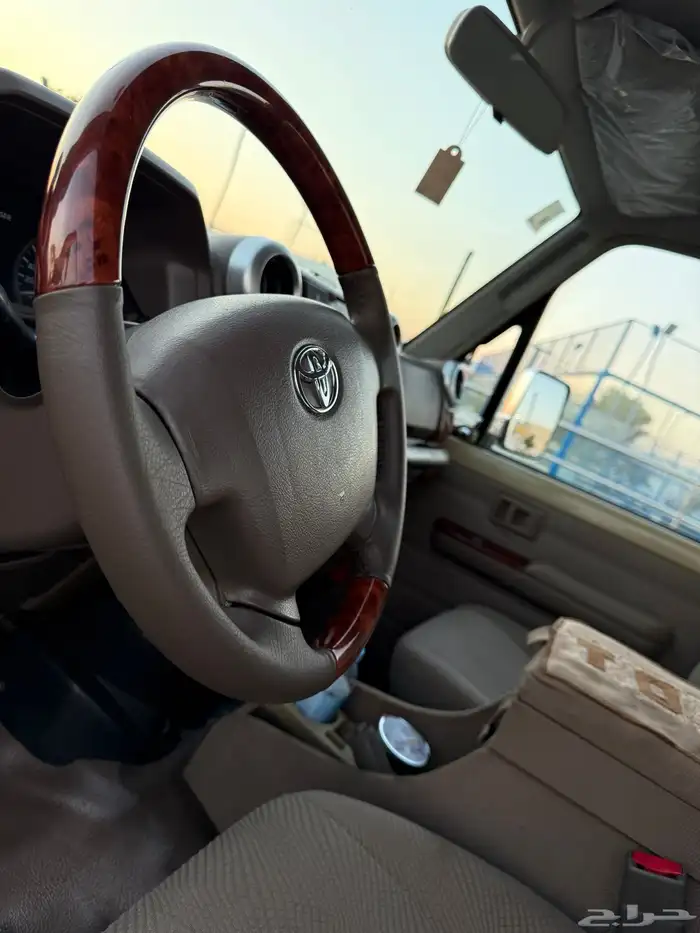 للبيع ربع 2010 11