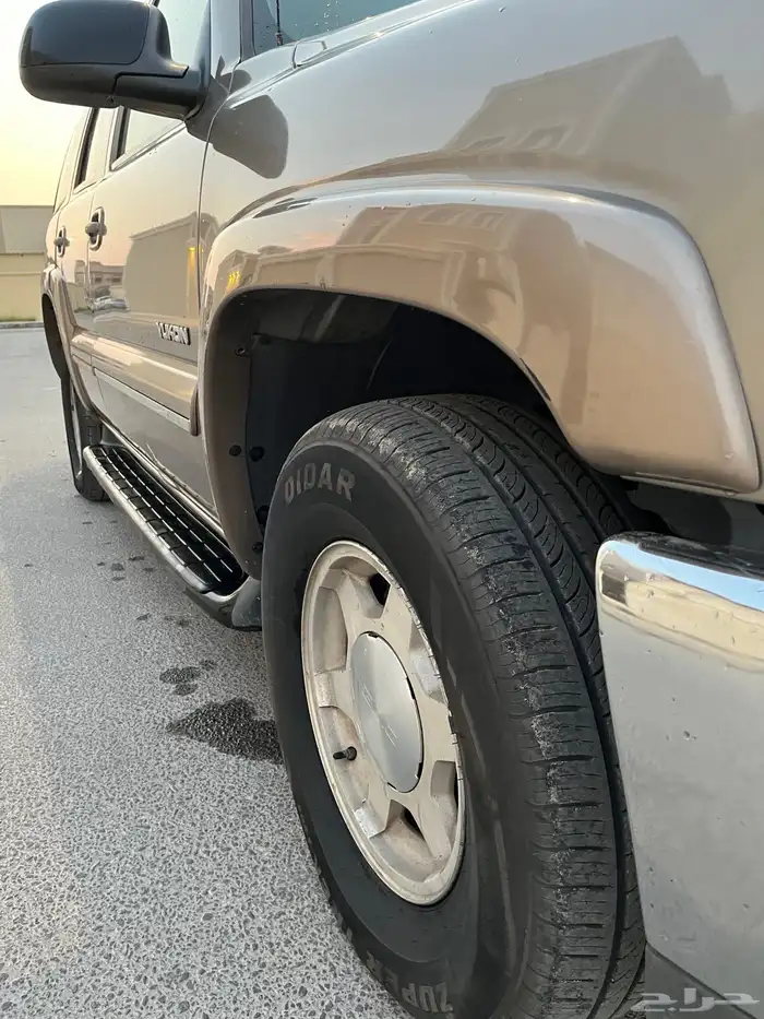 للبيع يوكن 2003 1