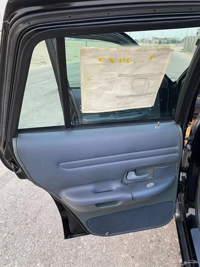 فورد فكتوريا 10