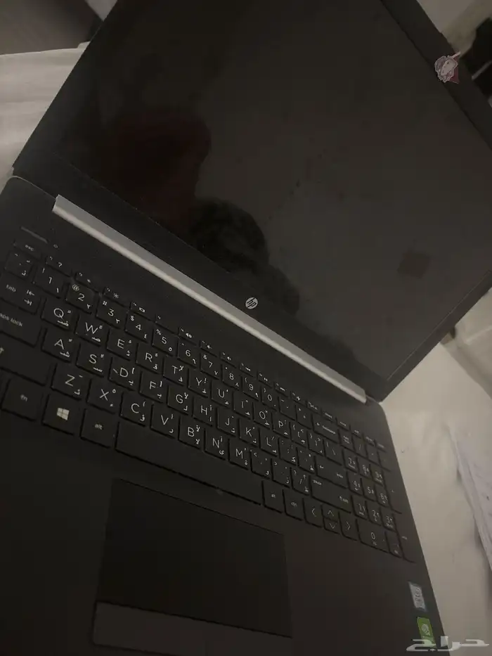 لابتوب hp مستعمل اعطيك معاه الشاحن في كسر بسيط من الخارج بس 2
