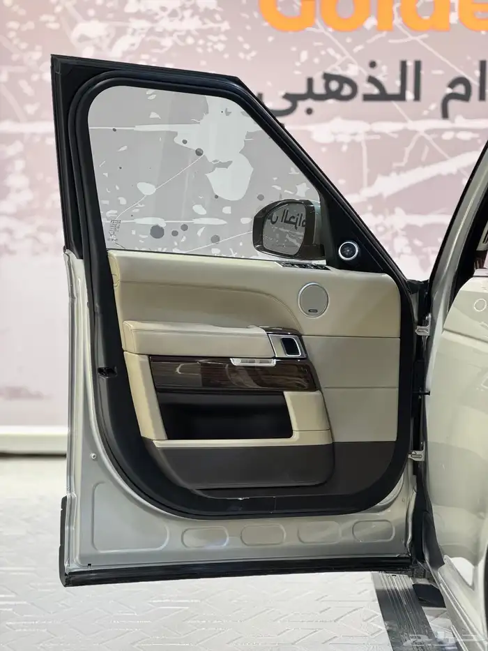 رنج روفر 2015 مجدد 2020 16