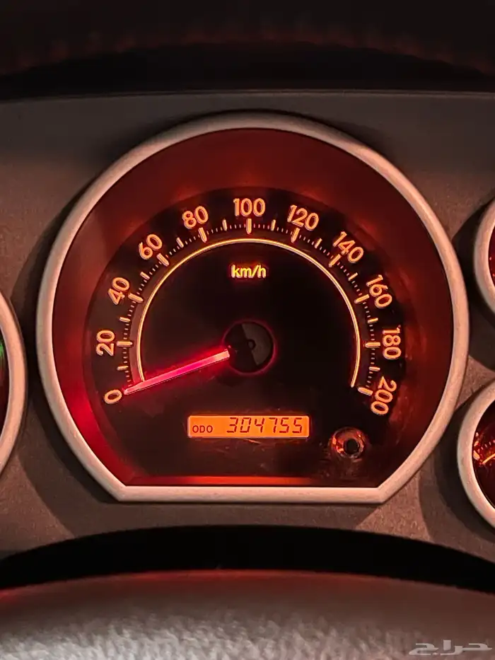 للبيع سكويا 2010 11