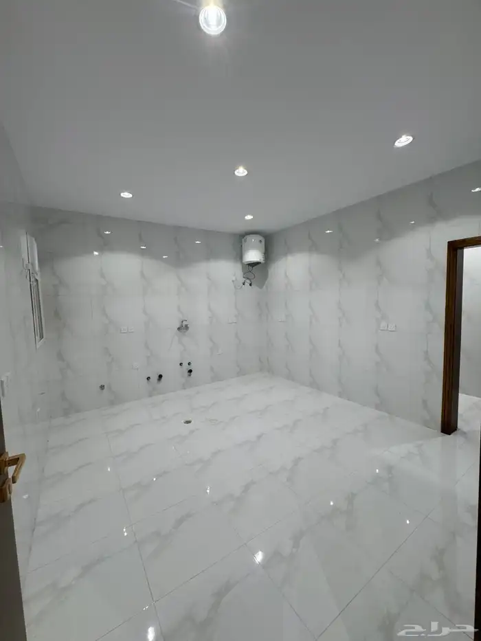 للبيع بالمحاله خلف حديقه المليون شقه دور أرضي بمدخل سياره 6