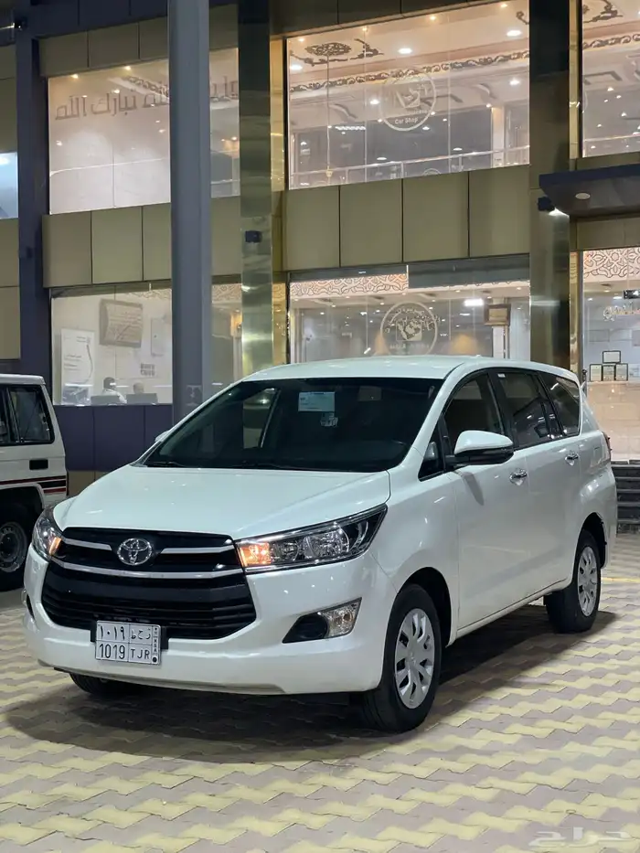 تويوتا انوفا ديزل 2022 شبه جديد 1