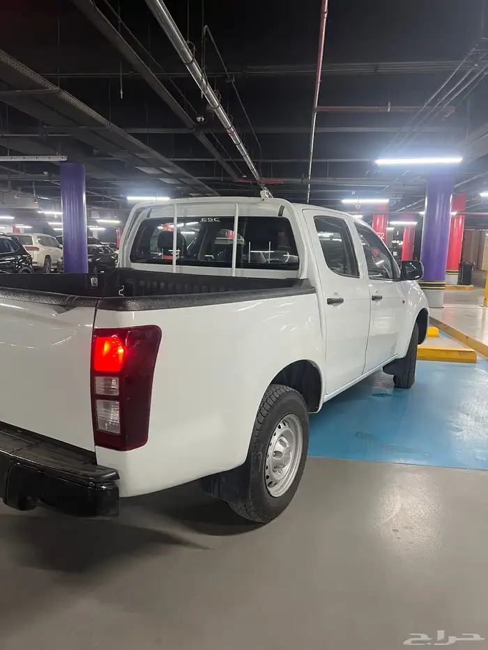 ايسوزو ديماكس غمارتين 2023 3